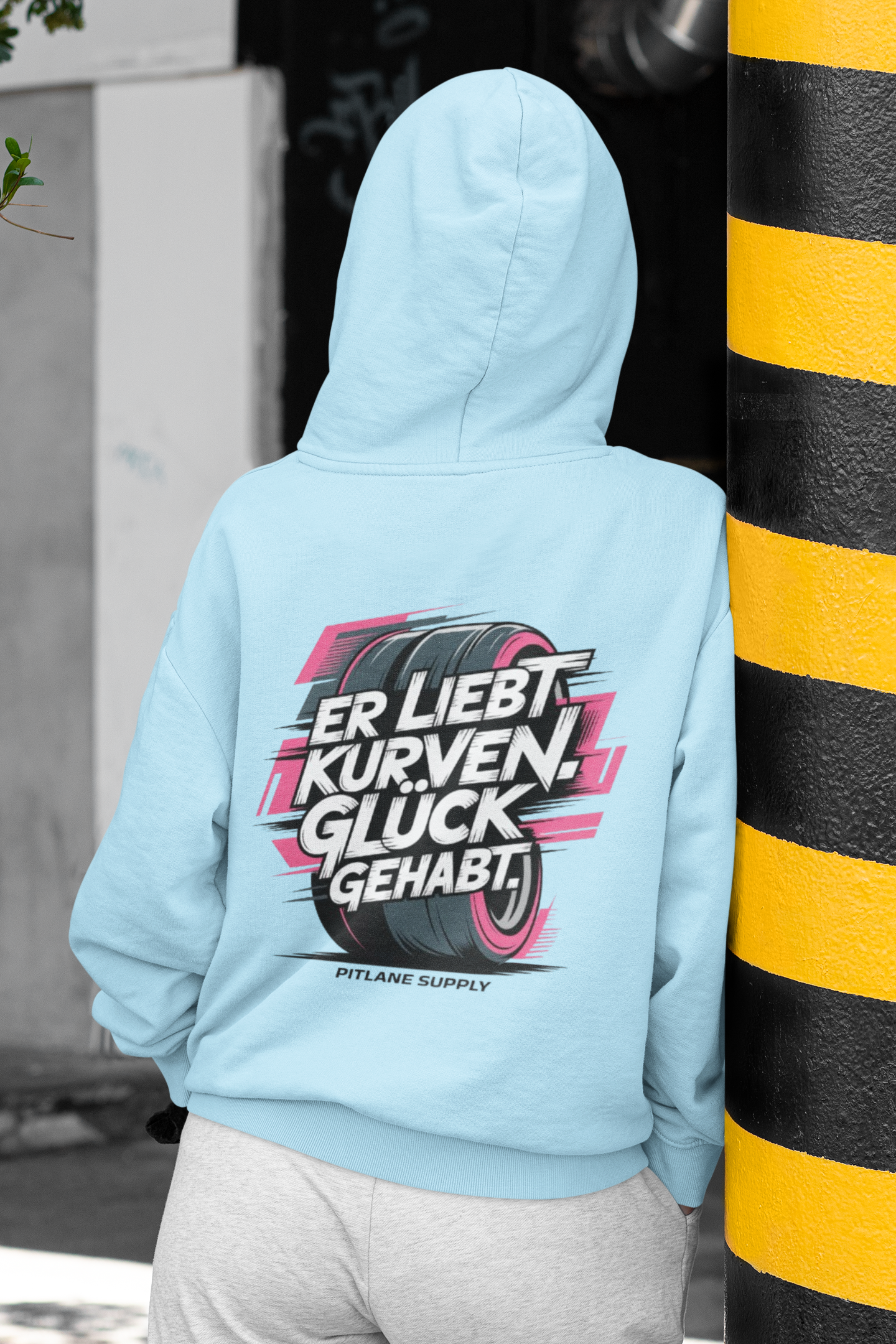 Der "Curvi" PITLANE-Hoodie